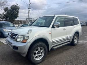2000 Mitsubishi Pajero JDM car for sale