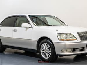 2000 Toyota Crown JDM car for sale