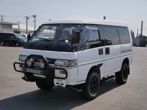 1994 Mitsubishi Delica JDM car for sale
