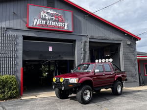 1990 Toyota Hilux JDM car for sale