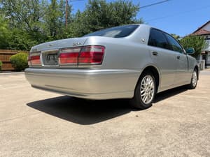 2000 Toyota Crown JDM car for sale