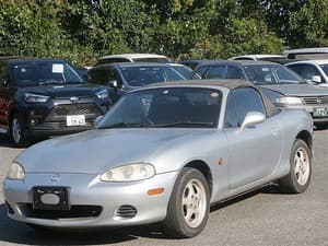 2000 Mazda Roadster (Eunos Roadster / MX-5) JDM car for sale