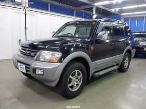 2000 Mitsubishi Pajero JDM car for sale