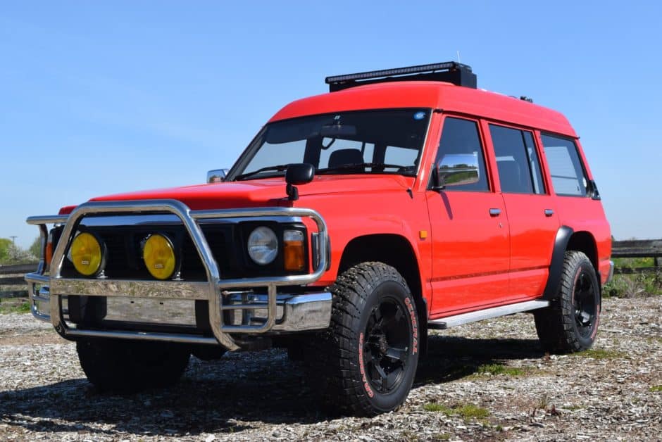 nissan super safari old