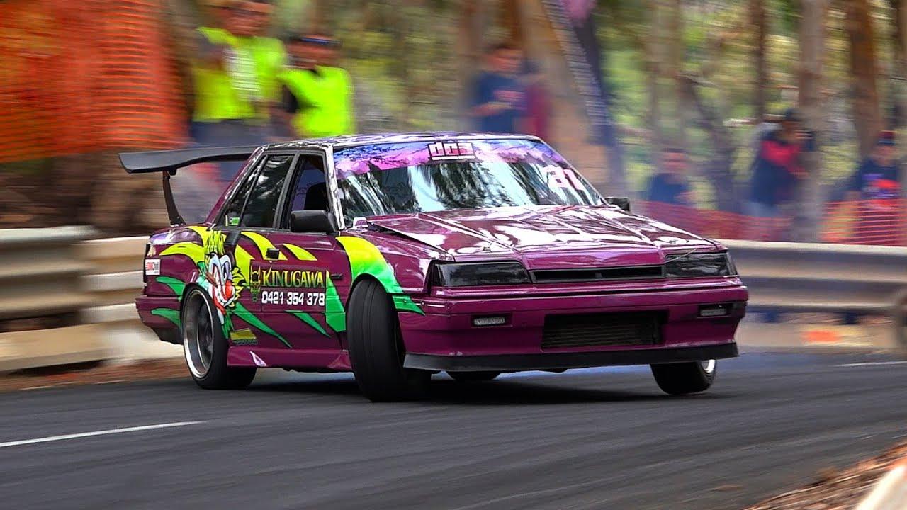 Purple Nissan Skyline R31 Sedan