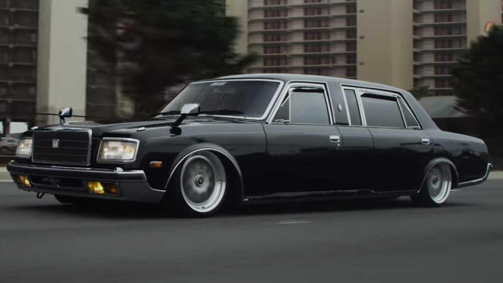 1967-1997 Toyota Century (G20, G30, G40)