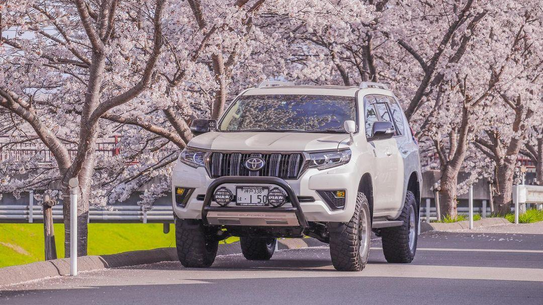 2009-Present Toyota Land Cruiser Prado (FJ150)