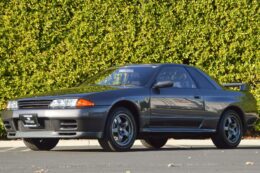 1989 Nissan Skyline GT-R For Sale via importavehicle.com