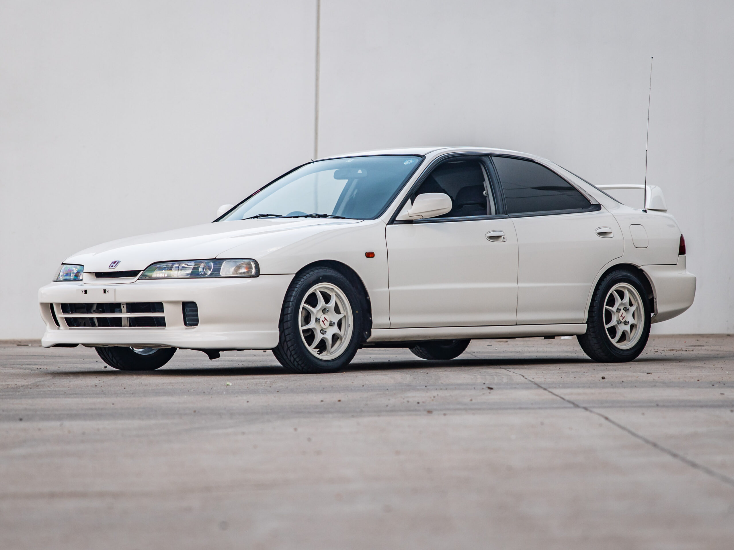 HONDA INTEGRA カウル レッド/ホワイト HONDA INTEGRA カウル