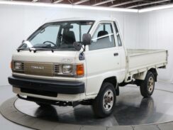 1992 Toyota   TownAce Truck For Sale via duncanimports.com