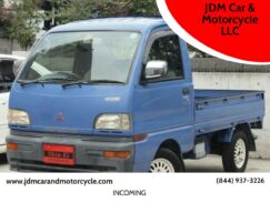 1998 Mitsubishi Minicab truck For Sale via jdmcarandmotorcycle.com