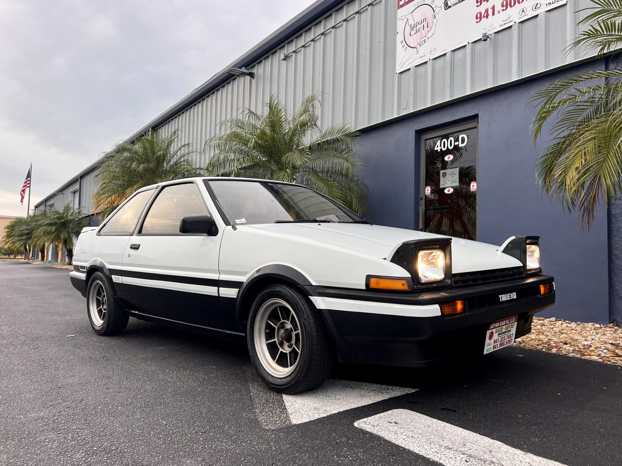 1984 AE86 GT Apex Toyota Sprinter - YouTube
