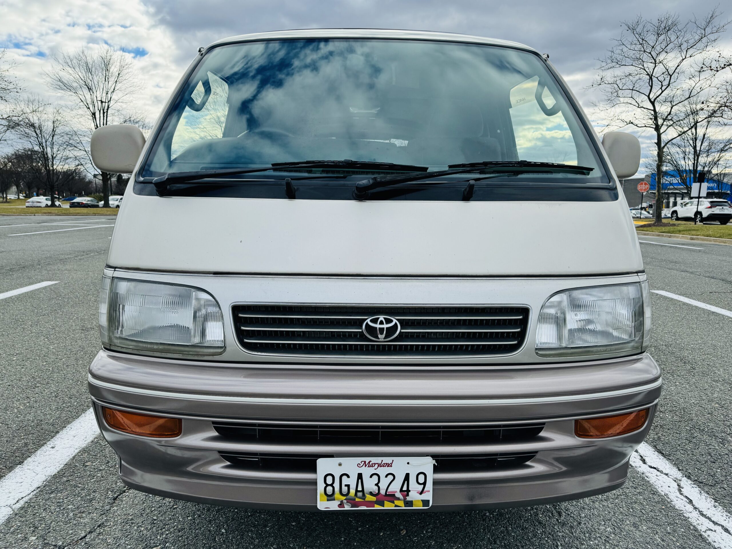 For Sale: TOYOTA HIACE LIVING SALOON EX 8 SEATER » JDMBUYSELL