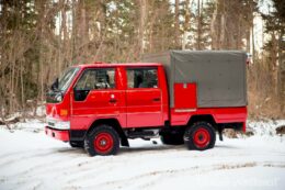 1996 TOYOTA HIACE DOUBLE-CAB 4WD RETIRED FIRE TRUCK For Sale via vanlifenorthwest.com