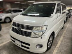2009 Nissan Elgrand For Sale via jdmconnection.ca