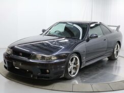 1995 Nissan Skyline GT-R V-Spec Series 1 R33 For Sale via duncanimports.com
