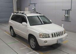 2002 TOYOTA KLUGER V FOUR S PACKAGE For Sale via b-pro.ca