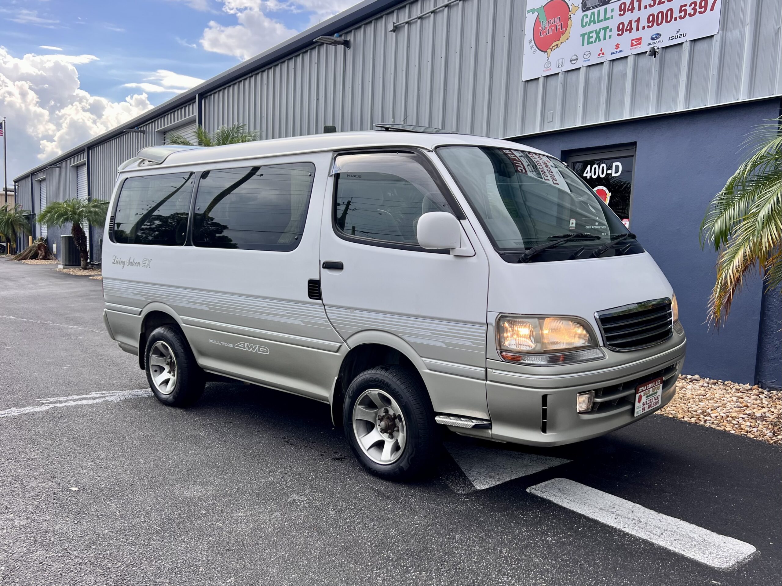 For Sale: 1997 TOYOTA HIACE Super Custom G Living Salon EX