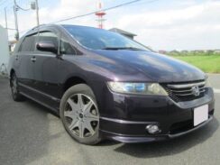 JDM 2004 Honda Odyssey Absolute (RB2 AWD) for sale