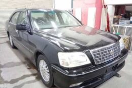 JDM 2000 Toyota Crown for sale
