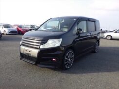 JDM 2010 HONDA Step Wagon for sale