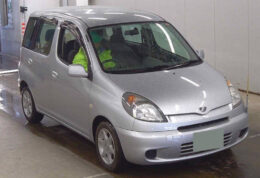 JDM 2000 Toyota Funcargo Yaris for sale