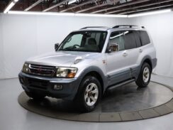 JDM 2000 Mitsubishi Pajero for sale