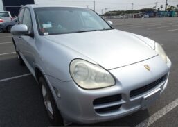 JDM 2004 PORSCHE CAYENNE for sale