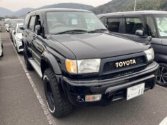 JDM Toyota Hilux Surf SSR-G VZN185 1998 for sale