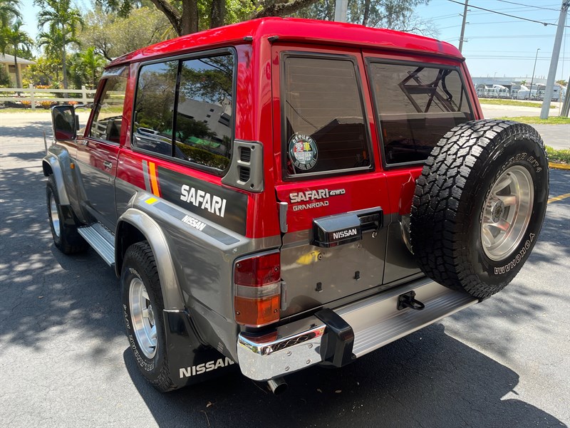 For Sale: 1988 Nissan Safari Granroad Diesel 4WD » JDMBUYSELL