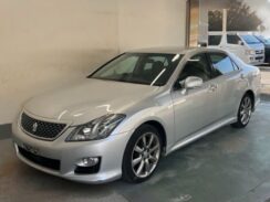 JDM 2008 TOYOTA Crown Sedan for sale