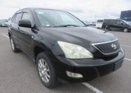 JDM 2005 TOYOTA HARRIER for sale