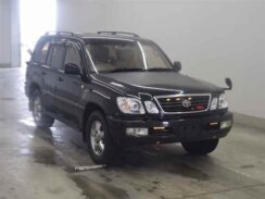 JDM 2000 Toyota Land Cruiser Wagon Cygnus AUCTION GRADE 3 for sale