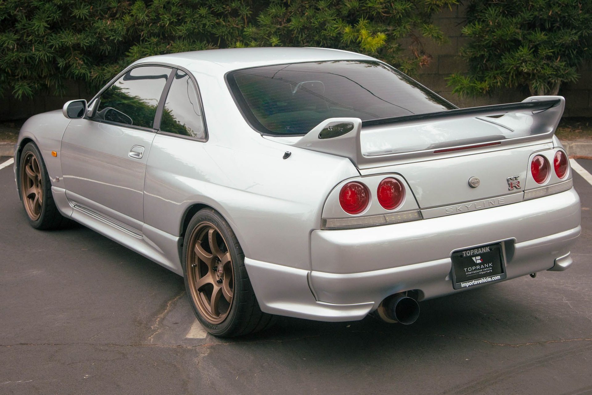 白入　FALKEN SKYLINE TOPRANK GLOBAL | Find top quality used cars from our stock