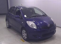 JDM 2005 TOYOTA VITZ U for sale