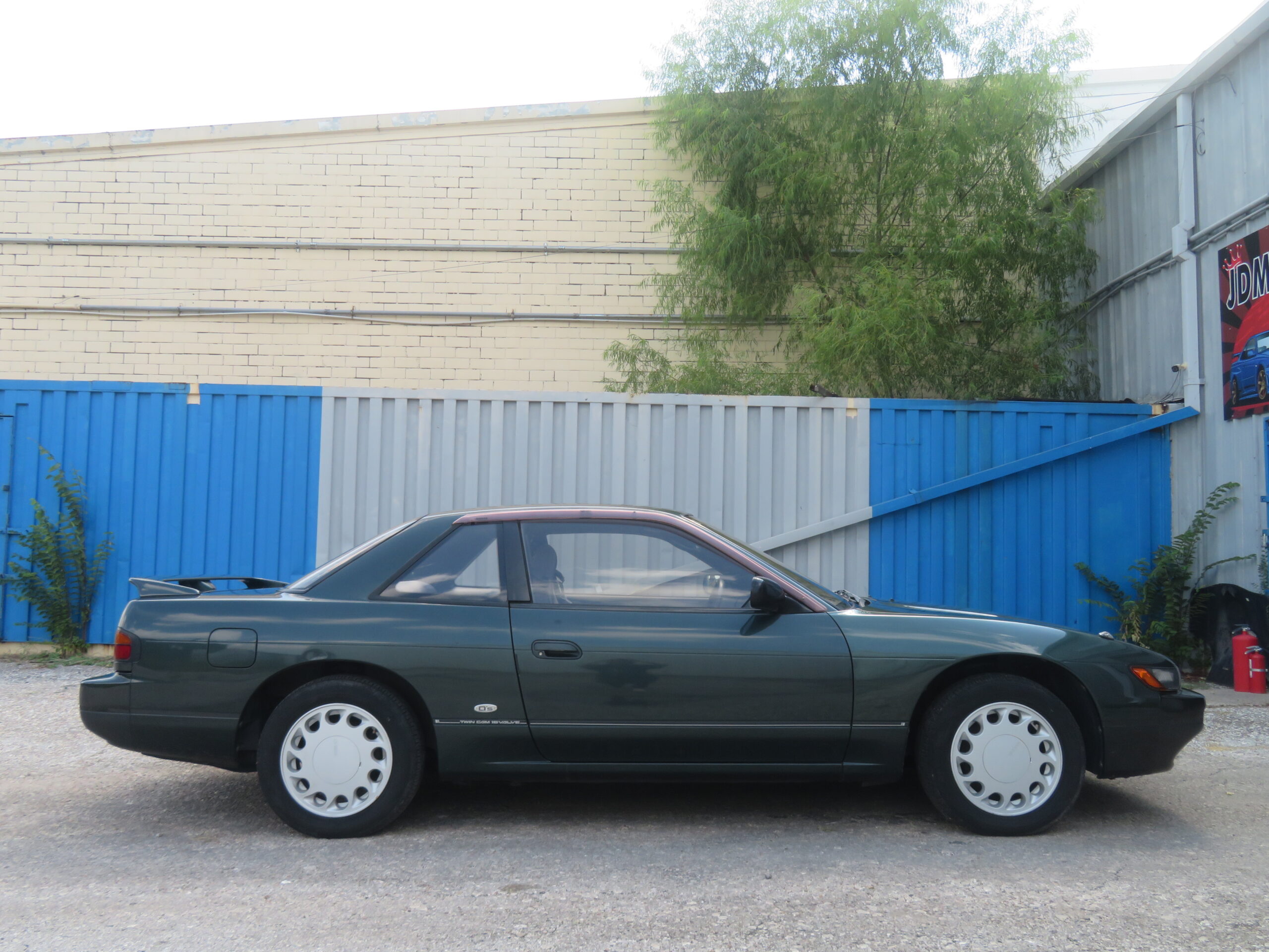 デジヴィイス1999 Nissan 300ZX 1990-1999 Lambo Vertical Doors Kit