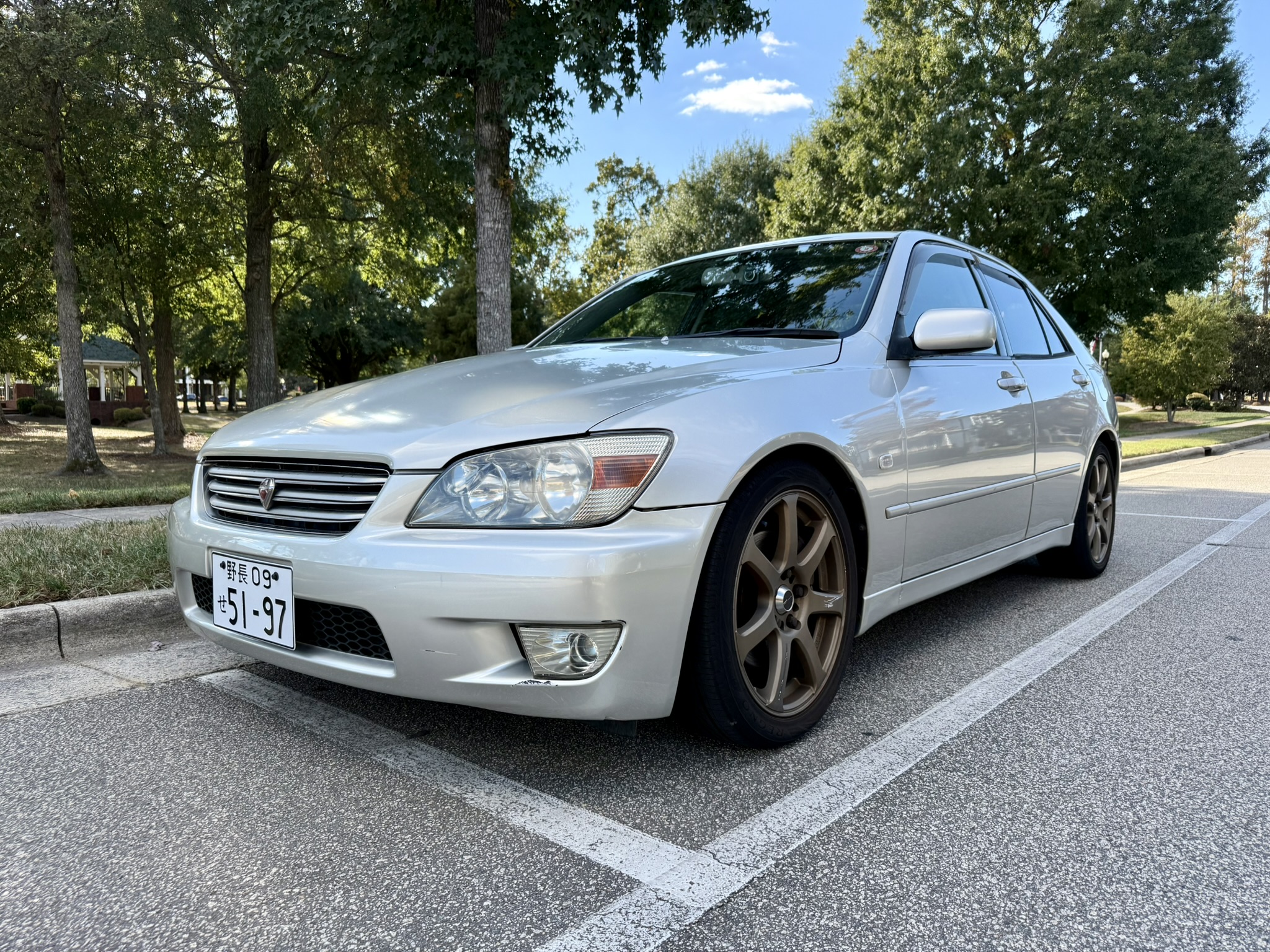 1/64 ALTEZZA RS200 (E10) 1998年モデル HJ642080BBK_R.jpg?v=1740349419