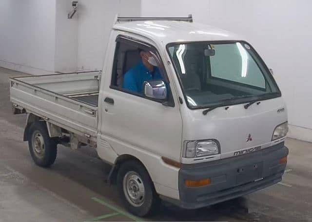JDM 1998 MITSUBISHI MINICAB TRUCK for sale