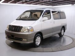 JDM 1999 Toyota Grand HiAce for sale
