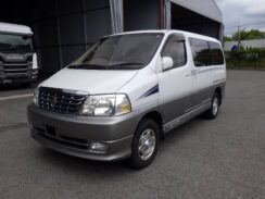 JDM Toyota Grand HiAce Limited Prestige Edition 2000 for sale