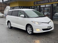 JDM 2006 Toyota Estima Aeraas G Package 4WD 3500cc AT 81K for sale