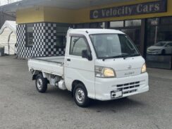 JDM 2009 Daihatsu Hijet Dump Kei-truck 4WD 5MT 32K for sale
