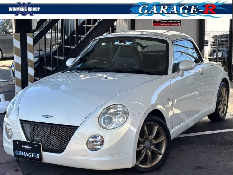 garage-r-272306-1416968-