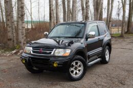 JDM 2000 Mitsubishi Pajero Super Exceed SWB for sale